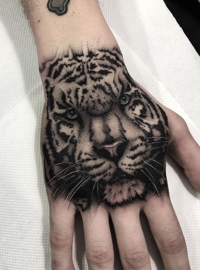 White Tiger Tattoo Queenstown  Chloe finished this off today Tiger is  fresh bottom half is healed Thanks Matt chloetattooos chloetattooos  chloetattooos tattoo tattoos tattooartist tattooartistmag  tattoorevuemag inkedmag realistictattoo 